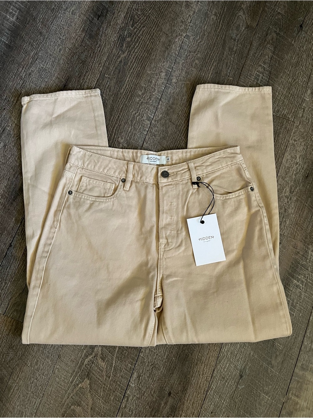 Hidden Women’s Straight Jeans in Light Beige
